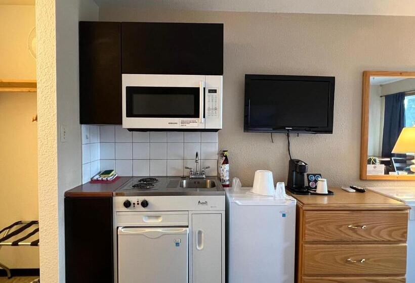 חדר דלוקס, Chalet Inn