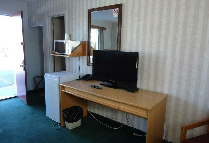 Номер Стандарт, Kingsway Inn