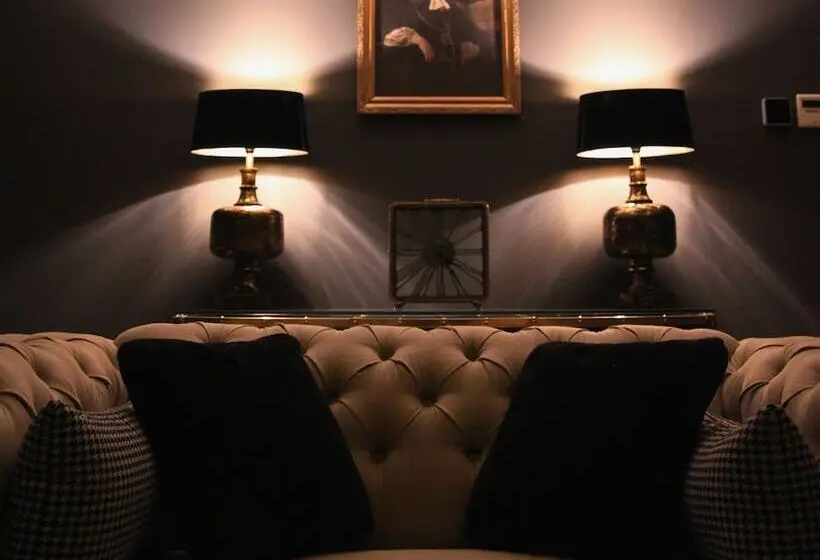 Perhesviitti, Suitehotel Posthoorn