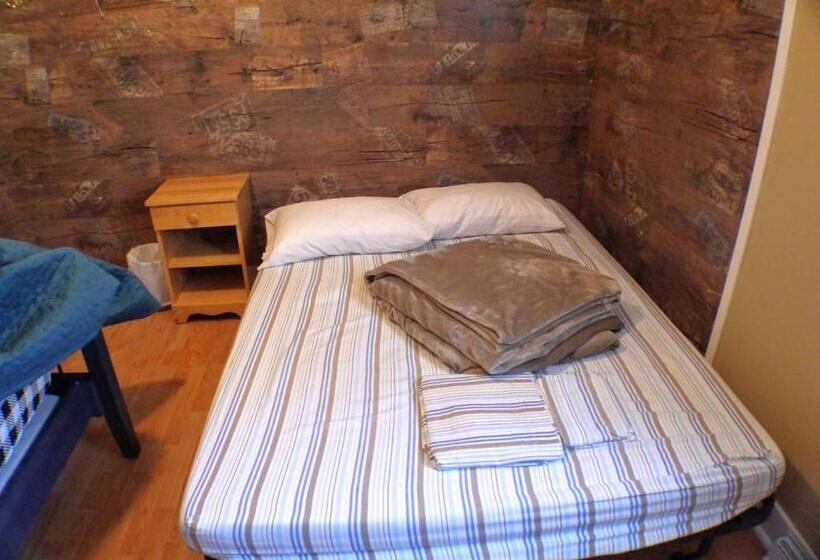 בונגלו סטנדרט עם 3 חדרי שינה, Auberge Jeunesse à Loulou