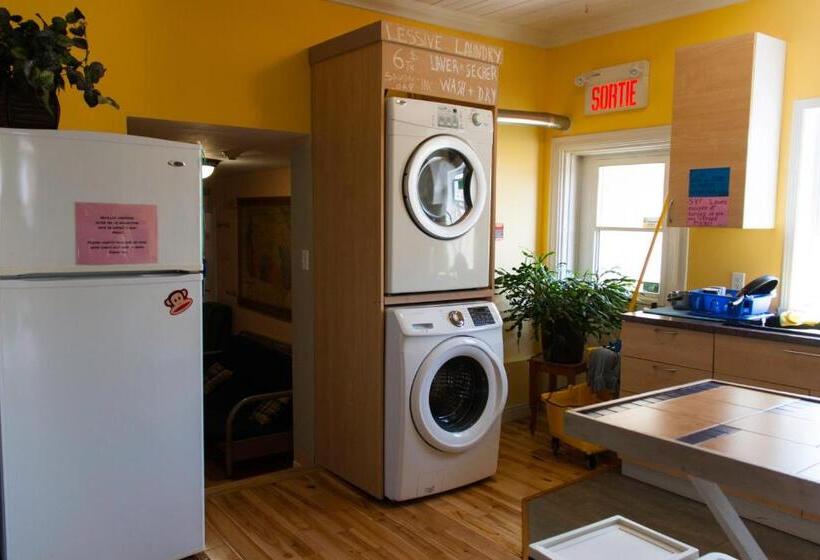 דירת חדר, Auberge Jeunesse à Loulou