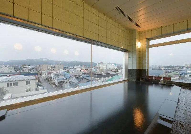 Economy-huone, Royal Hotel Odate