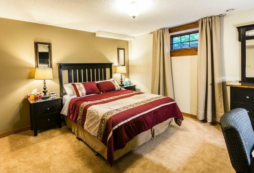 Standard Szoba, Rustlers Lodge