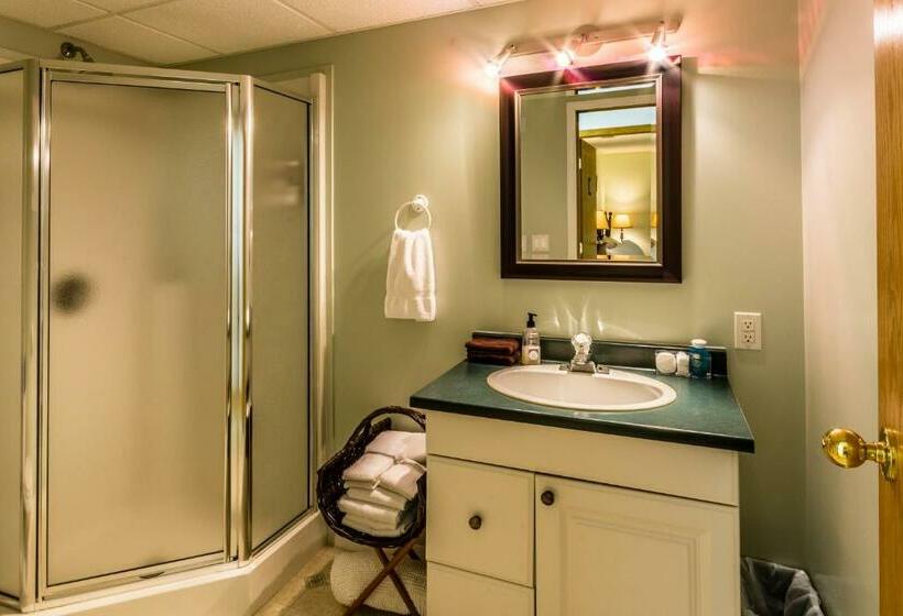 Standard Szoba, Rustlers Lodge