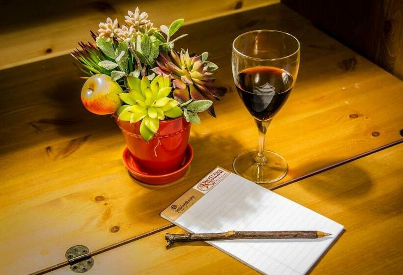 Standard Szoba, Rustlers Lodge