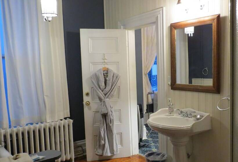 デラックスルーム, The Roses Heritage Inn