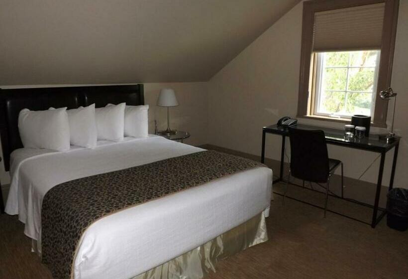 غرفة قياسية, The White House