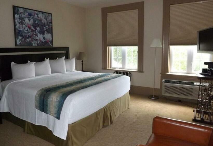 غرفة قياسية, The White House