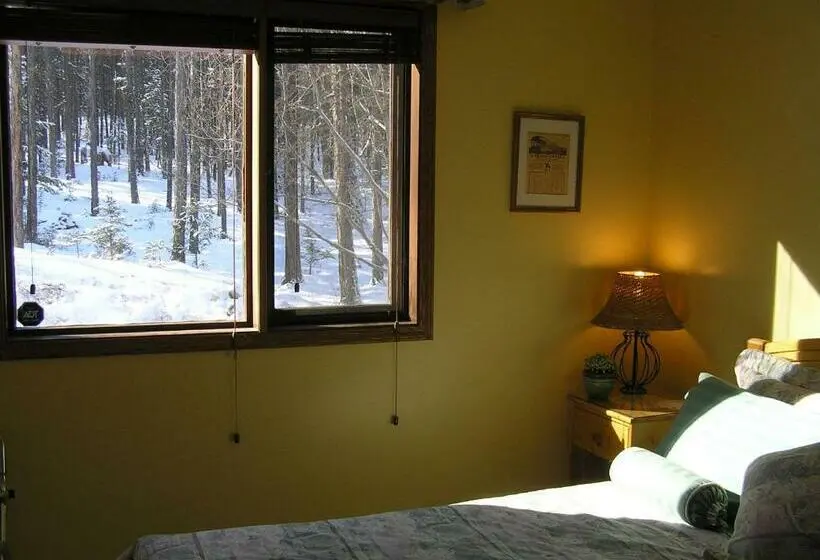 Standard-huone Puutarhanäkymä, End Of The Road B & B