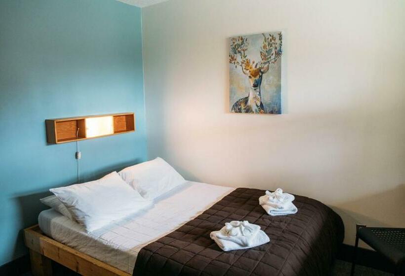 اتاق استاندارد, Hi Lake Louise Alpine Centre   Hostel