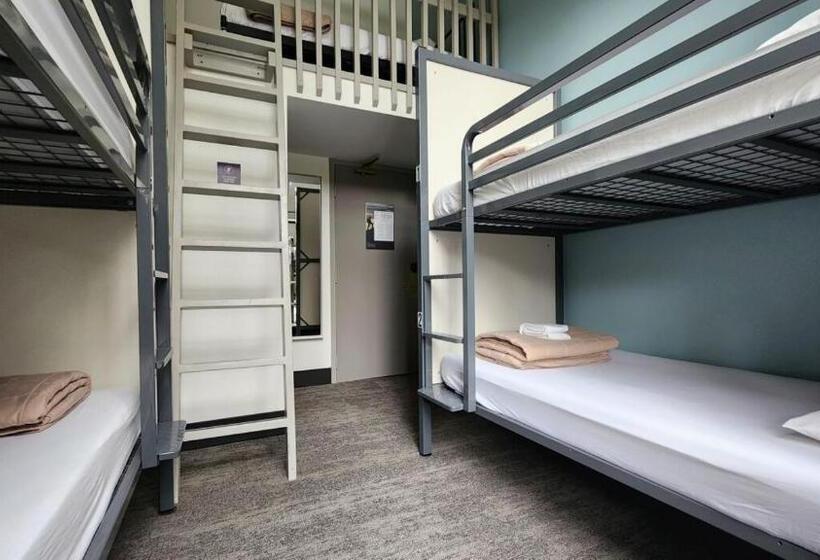 חדר סטנדרט לארבעה, Hi Lake Louise Alpine Centre   Hostel