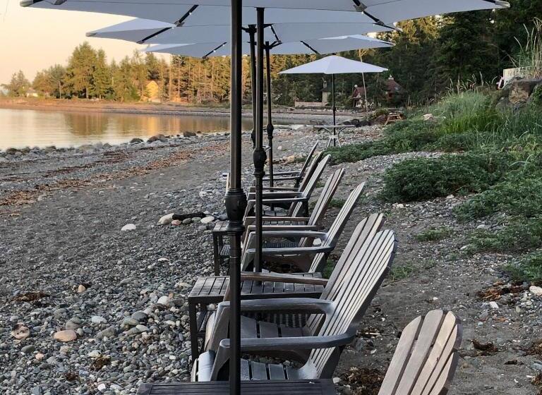 סוויטה, Qualicum Breeze Beach Resort