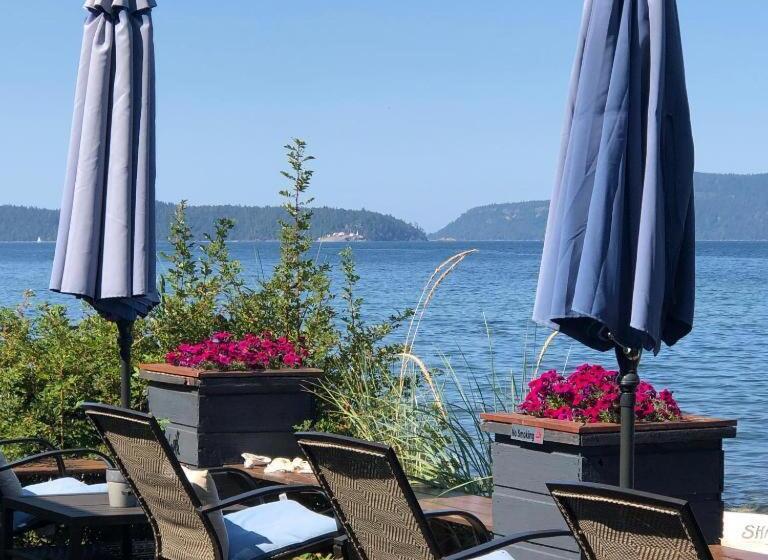 חדר סטנדרט נוף לים, Qualicum Breeze Beach Resort