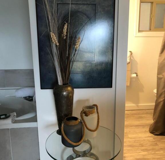 סוויטה, Qualicum Breeze Beach Resort