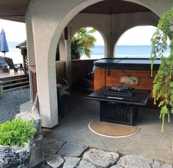 スタンダードスタジオ, Qualicum Breeze Beach Resort
