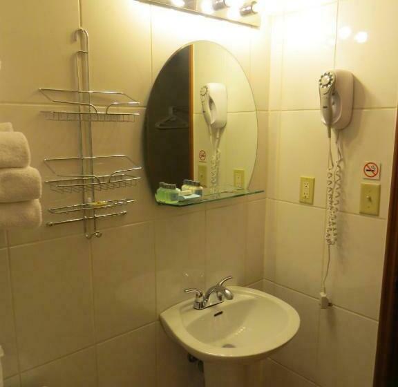 标准间, Queen Bee