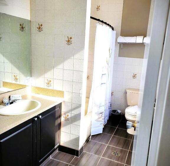 غرفة ديلوكس, Royal Duke