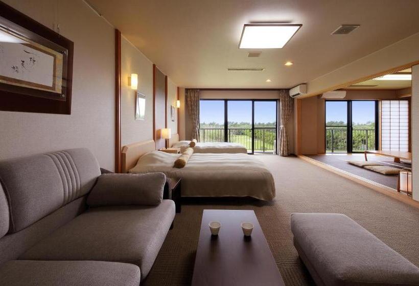 デラックスルーム, Senri No Kaze