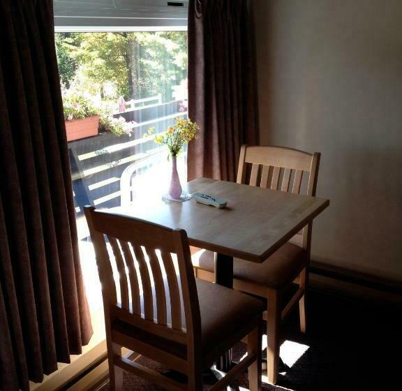 غرفة قياسية سرير كينج, Lakeview Motel