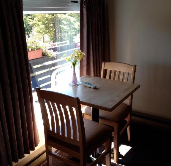 غرفة قياسية, Lakeview Motel