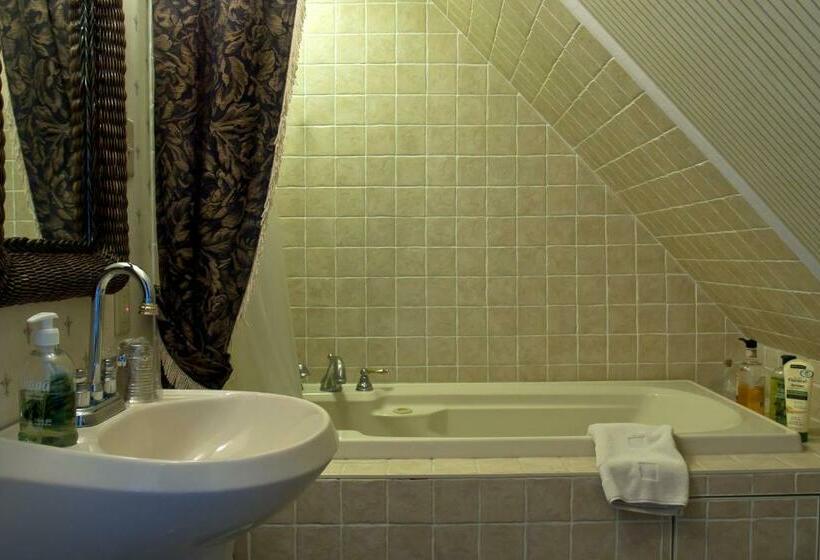 스탠다드 룸, Le Petit Clocher Gite Touristique B & B