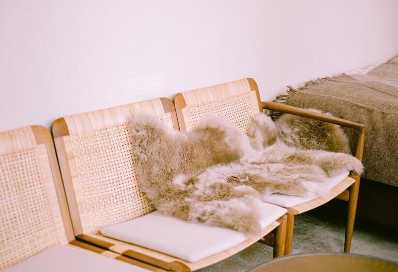 디럭스 룸 킹사이즈 침대, Len Kyoto Kawaramachi