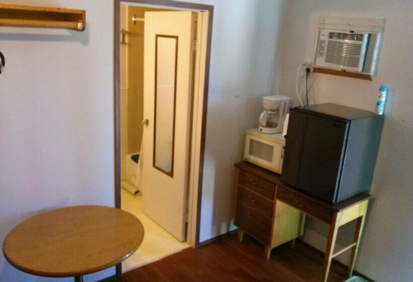 غرفة قياسية فردية, Moosomin Motel