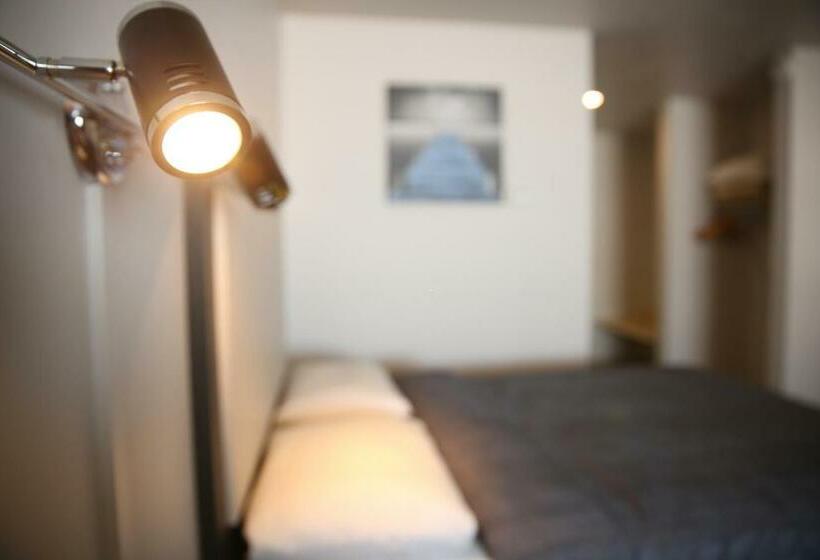 4인용 스탠다드 룸, Motel Castille