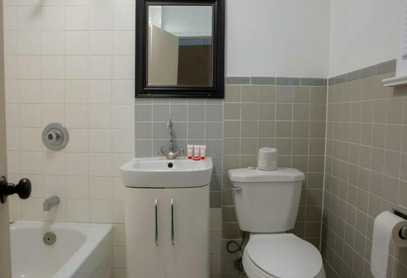 غرفة قياسية, Richmond Hill On North