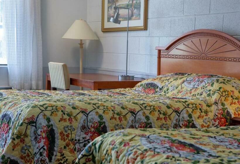 غرفة قياسية, Richmond Hill On North