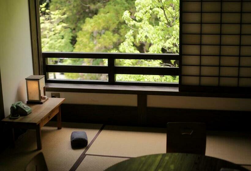 חדר סטנדרט חדר אמבטיה משותף, Fujiya