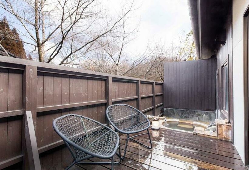 غرفة قياسية, Hanare No Yado Hanagokoro