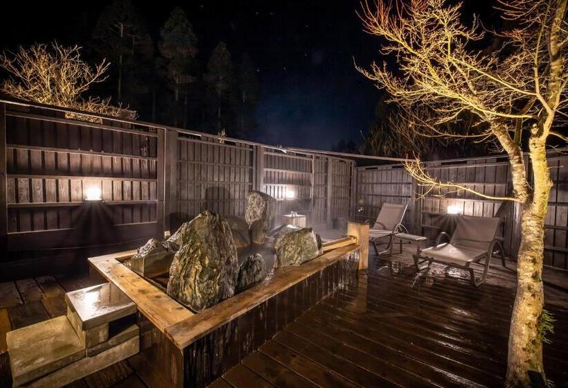 كابينة, Hanare No Yado Hanagokoro