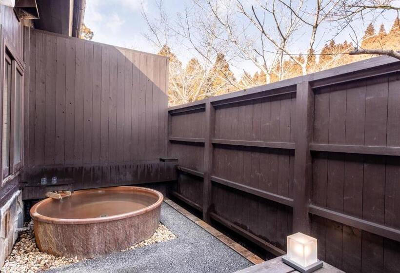 غرفة قياسية, Hanare No Yado Hanagokoro