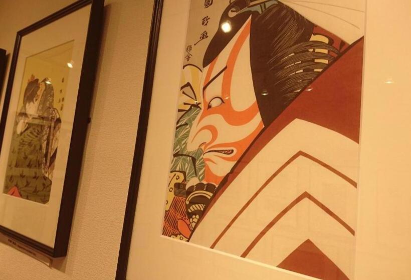 四人高级间, Iwasuso