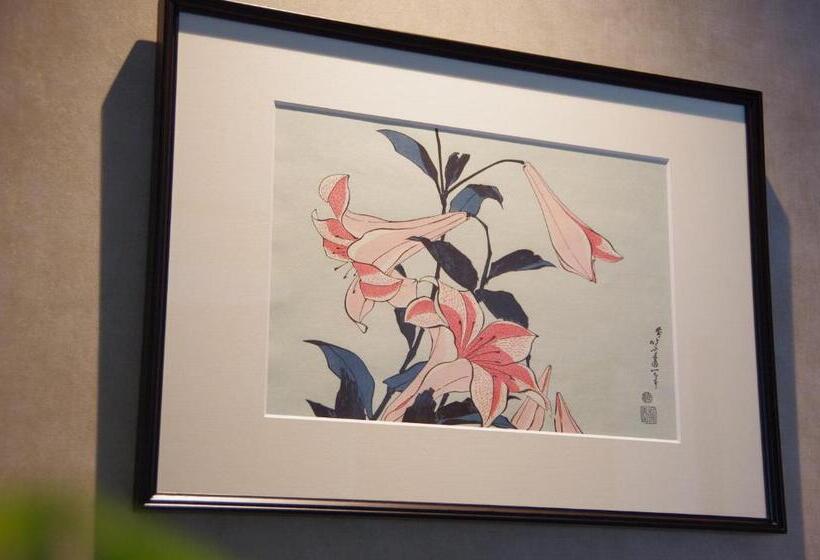 四人高级间, Iwasuso