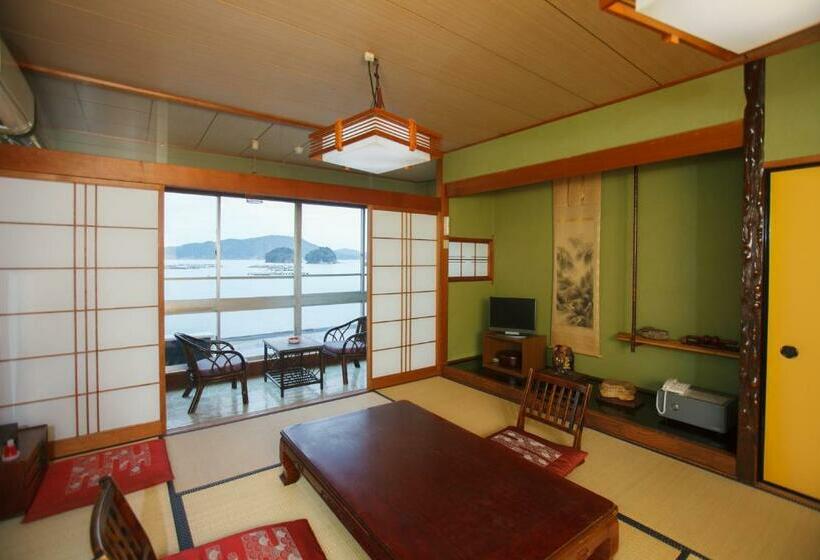 スタンダード4人部屋, Kairakuen