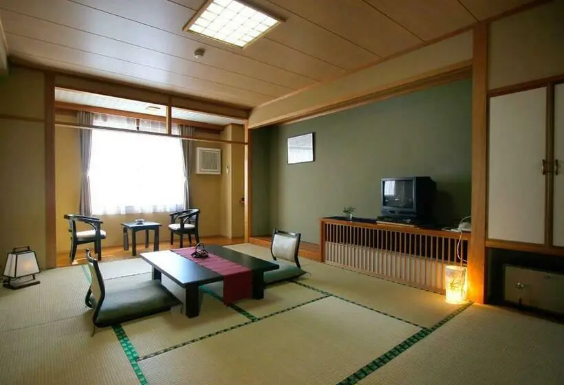 Habitació Estàndard, Morino