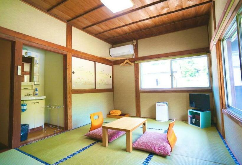 Номер Стандарт Совместная Ванная, Takaosou