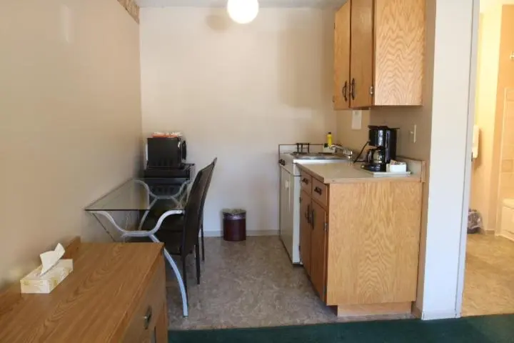 Deluxe-huone, Skylite Motel