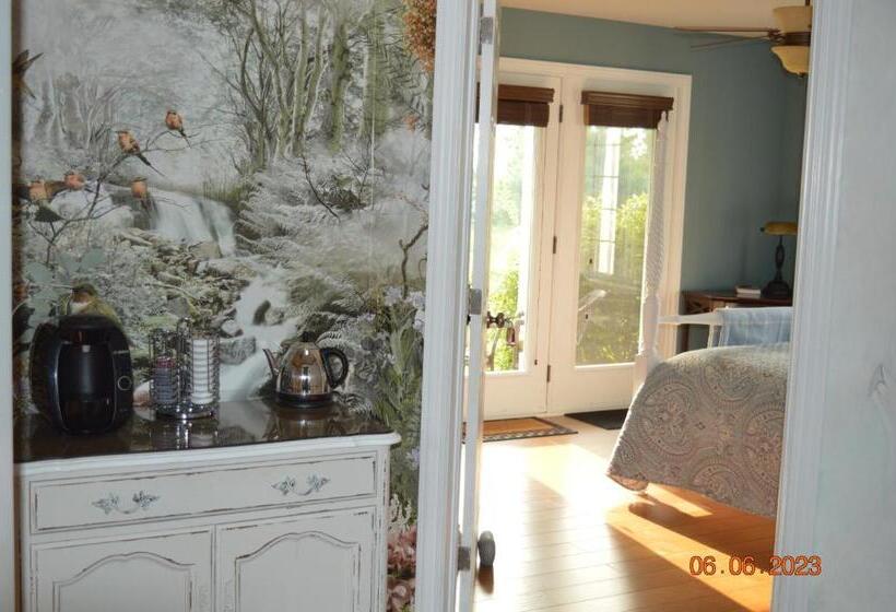 غرفة ديلوكس رباعية, Wenzler S Landing Bed & Breakfast