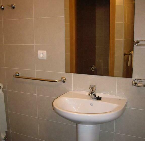 패밀리 룸, Albergue Francisco Giner De Los Rios