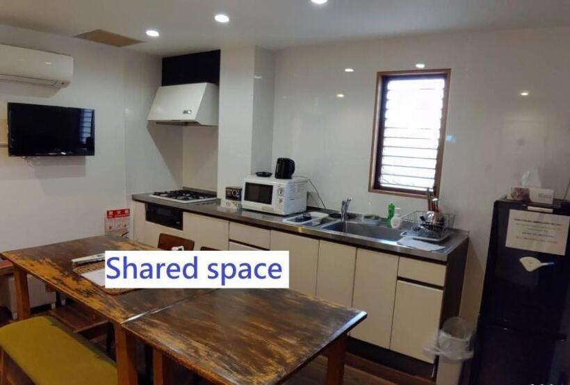 غرفة قياسية ثلاثية مزودة بتراس, Kyoto Guesthouse Lantern