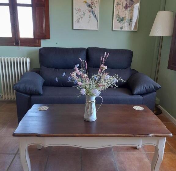 סוויטת ג'וניור, Els Canterers