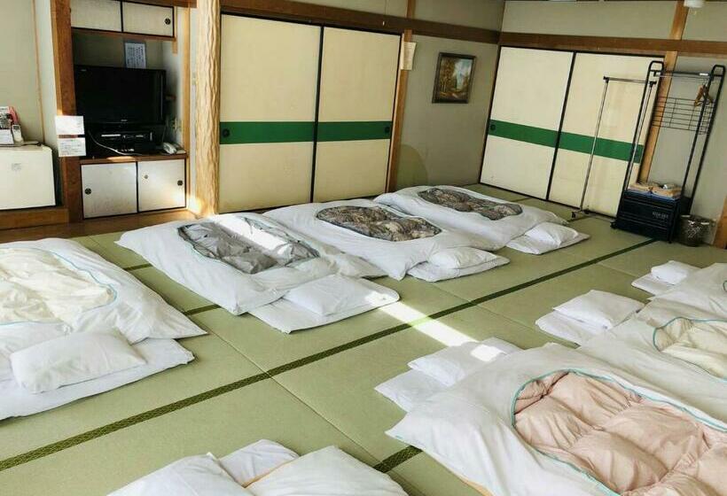 家庭间, Garden Hotel Yamato