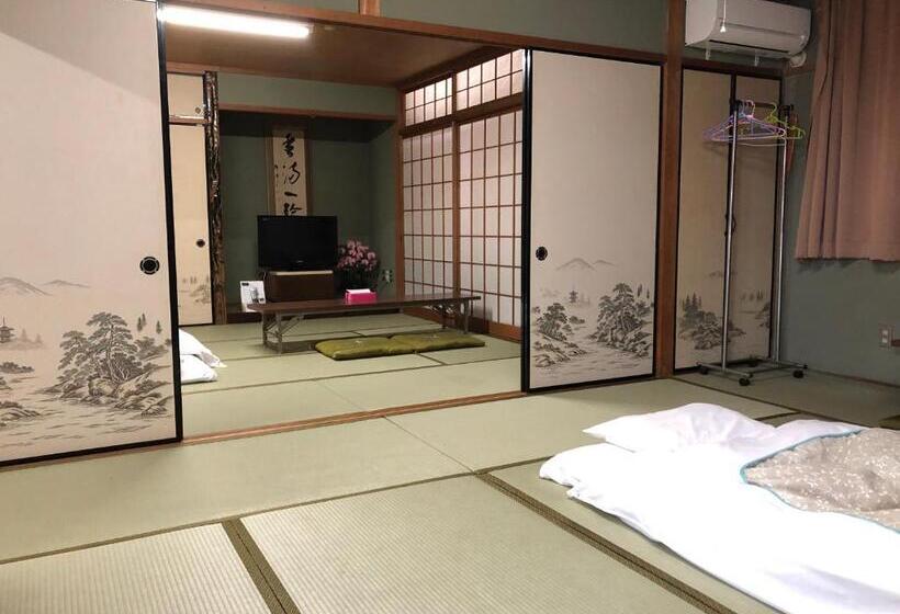 家庭间, Garden Hotel Yamato