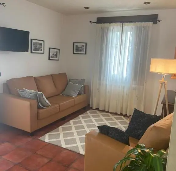 テラス付き１ベッドルームアパートメント, Apartamento Marouco