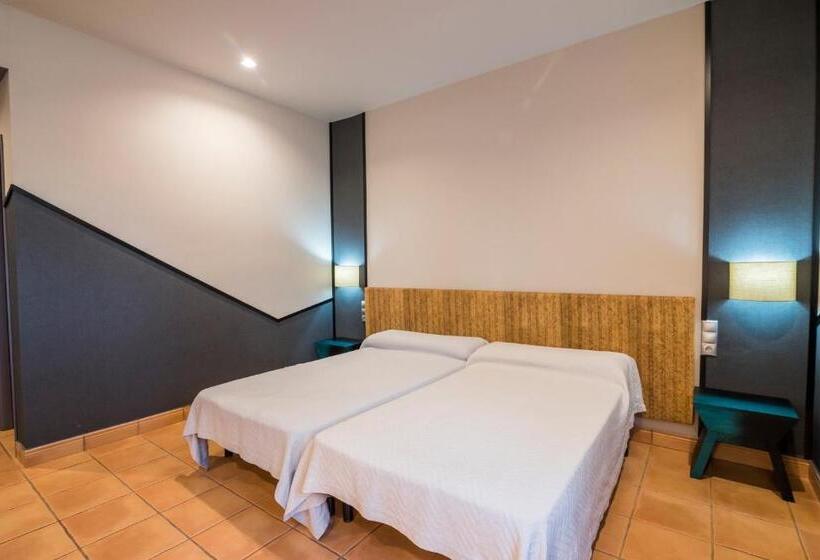 スタンダードルーム, El Coto De Quevedo