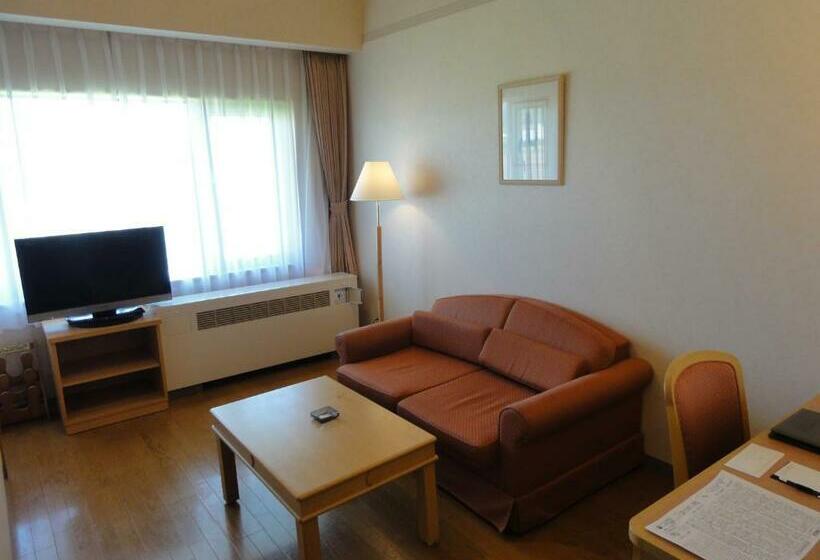 اتاق دوبلکس, Furano La Terre