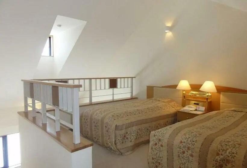 Duplex-huone, Furano La Terre